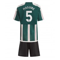 Manchester United Harry Maguire #5 Auswärts Trikotsatz Kinder 2023-24 Kurzarm (+ Kurze Hosen)
